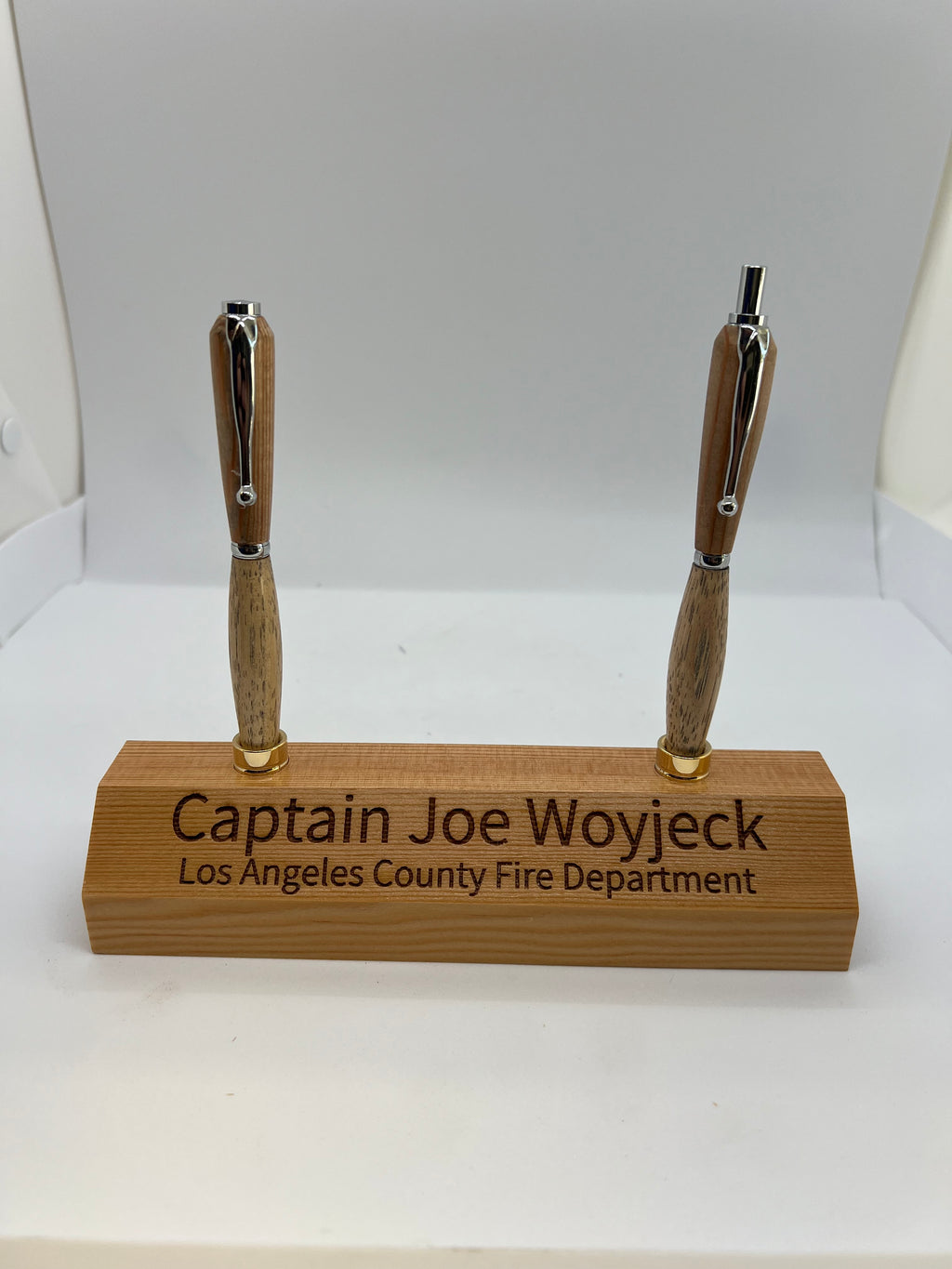 Beam Wood Plaque with Pen and Pencil Set