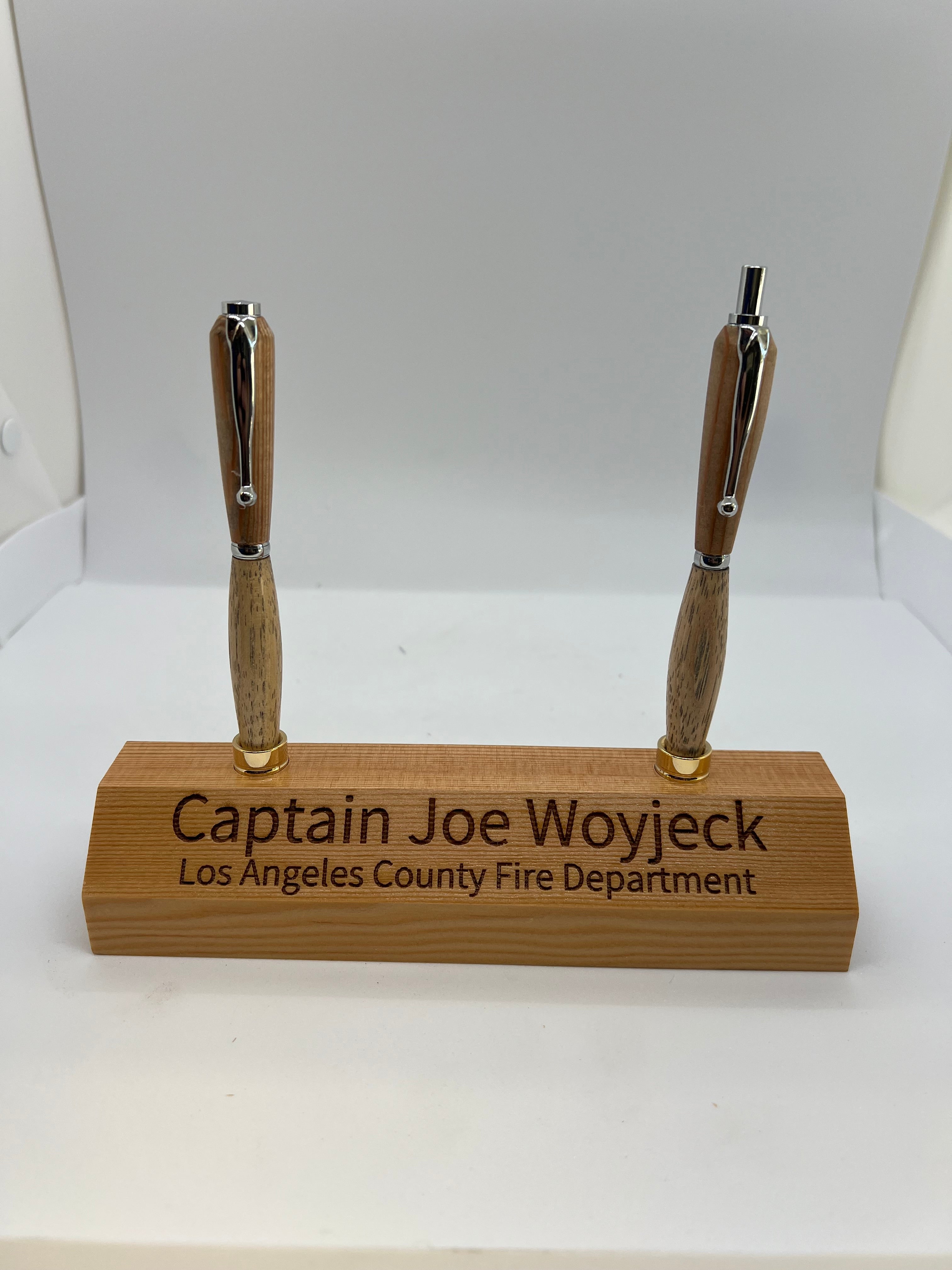 Beam Wood Plaque with Pen and Pencil Set